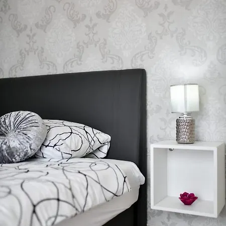 Family Amare 公寓 扎达尔