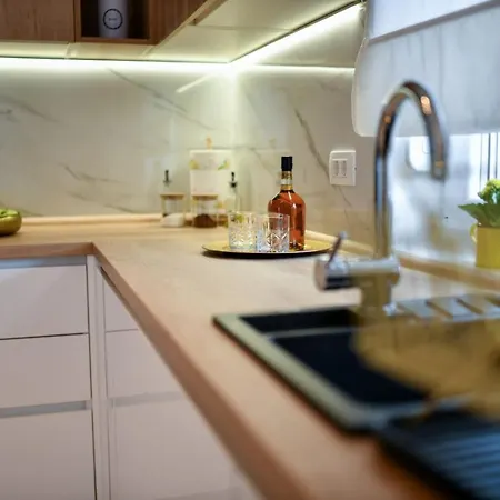 Family Amare 公寓 *