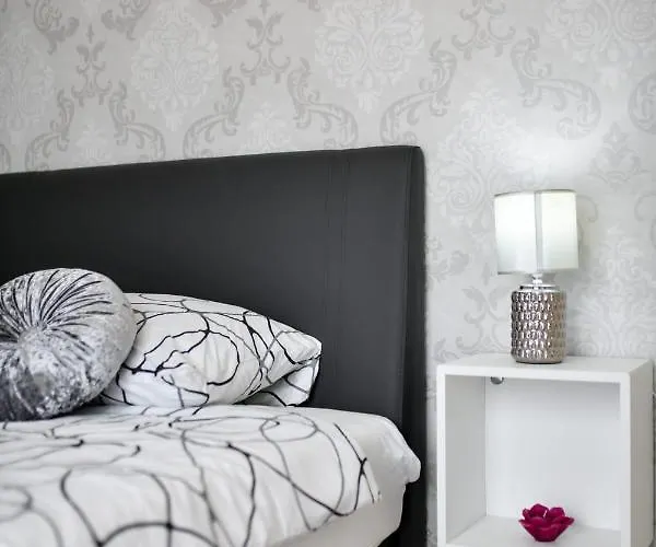 Family Amare Апартаменты Задар